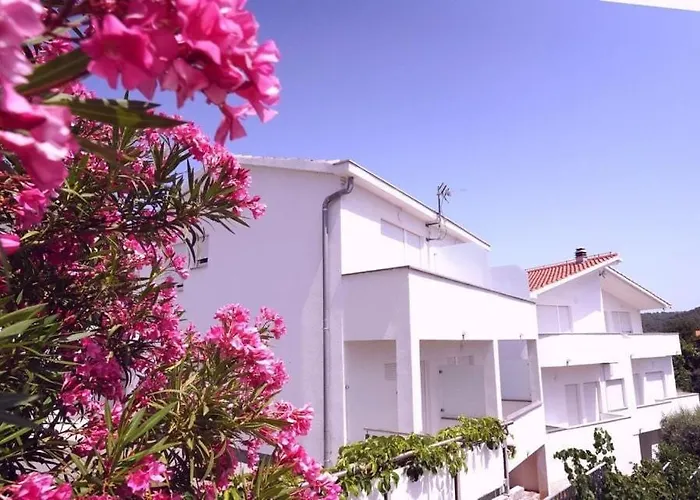 Sundov Apartament *